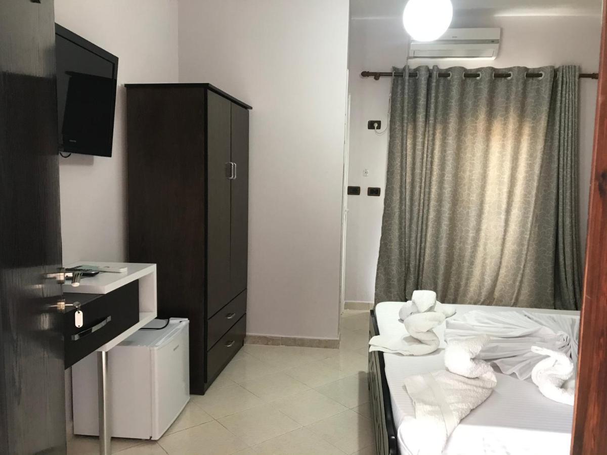 Hotel Elita Εξαμίλιο Εξωτερικό φωτογραφία